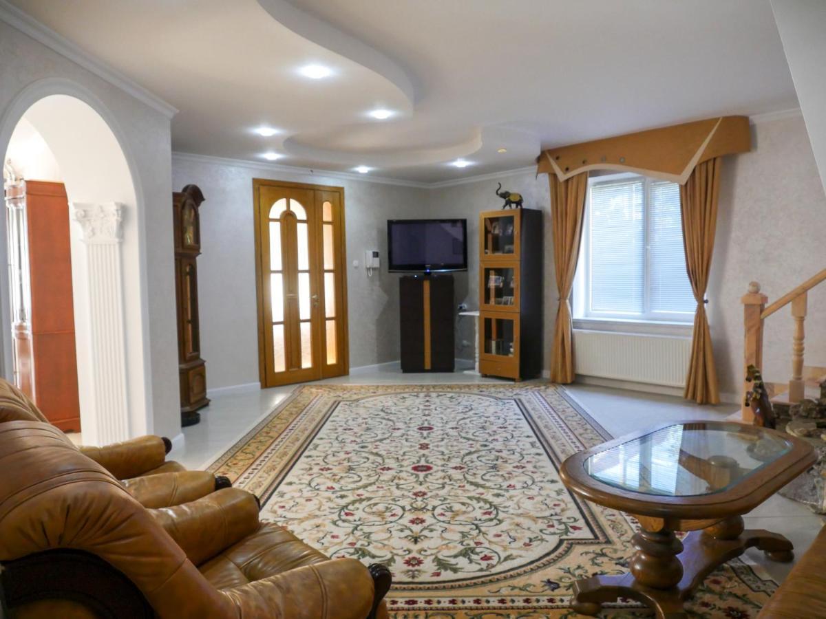 Kiki'S Villa Codru Екстер'єр фото
