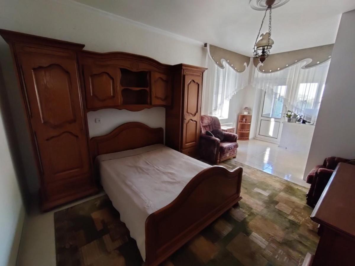 Kiki'S Villa Codru Екстер'єр фото
